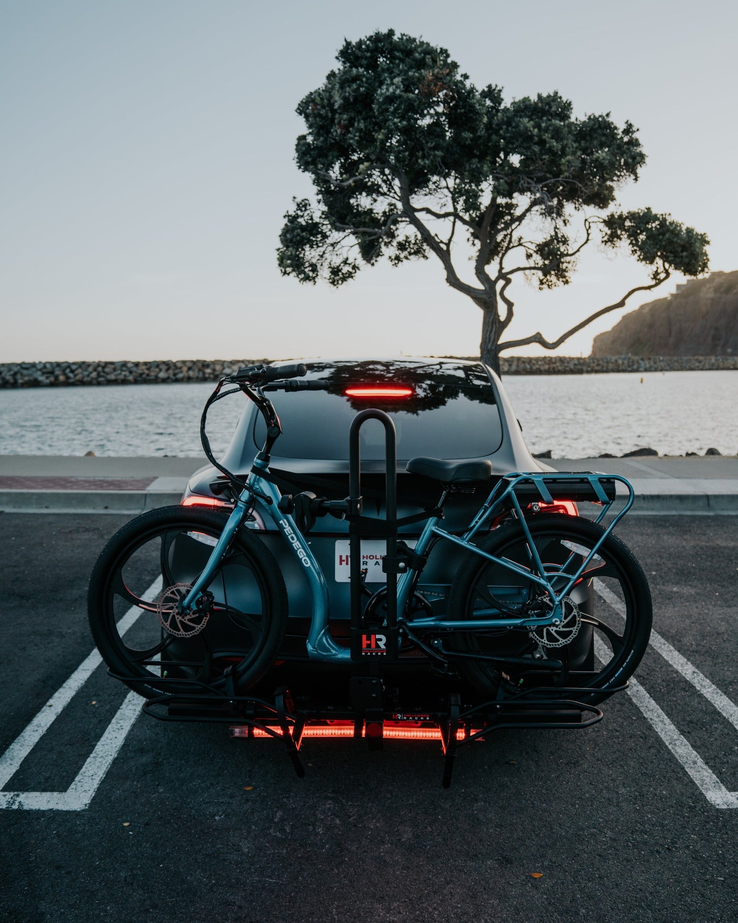 RV Rider + LED Light Bar Hollywood Racks