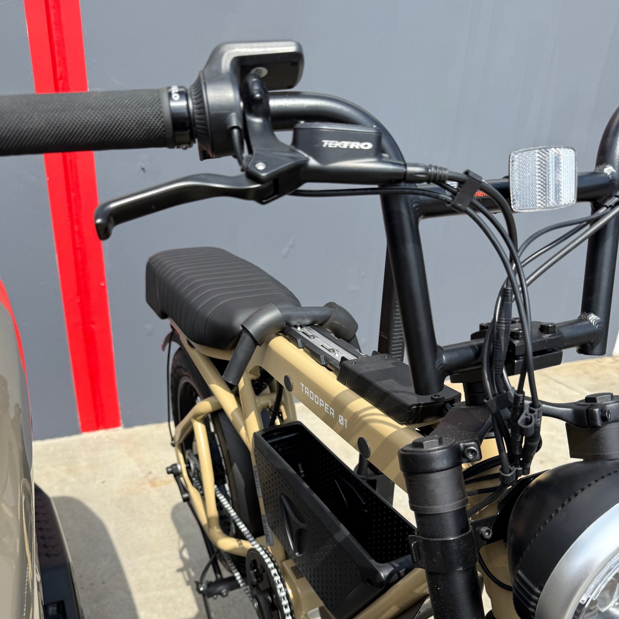 Sport Rider Scrambler Edition Hollywood Racks