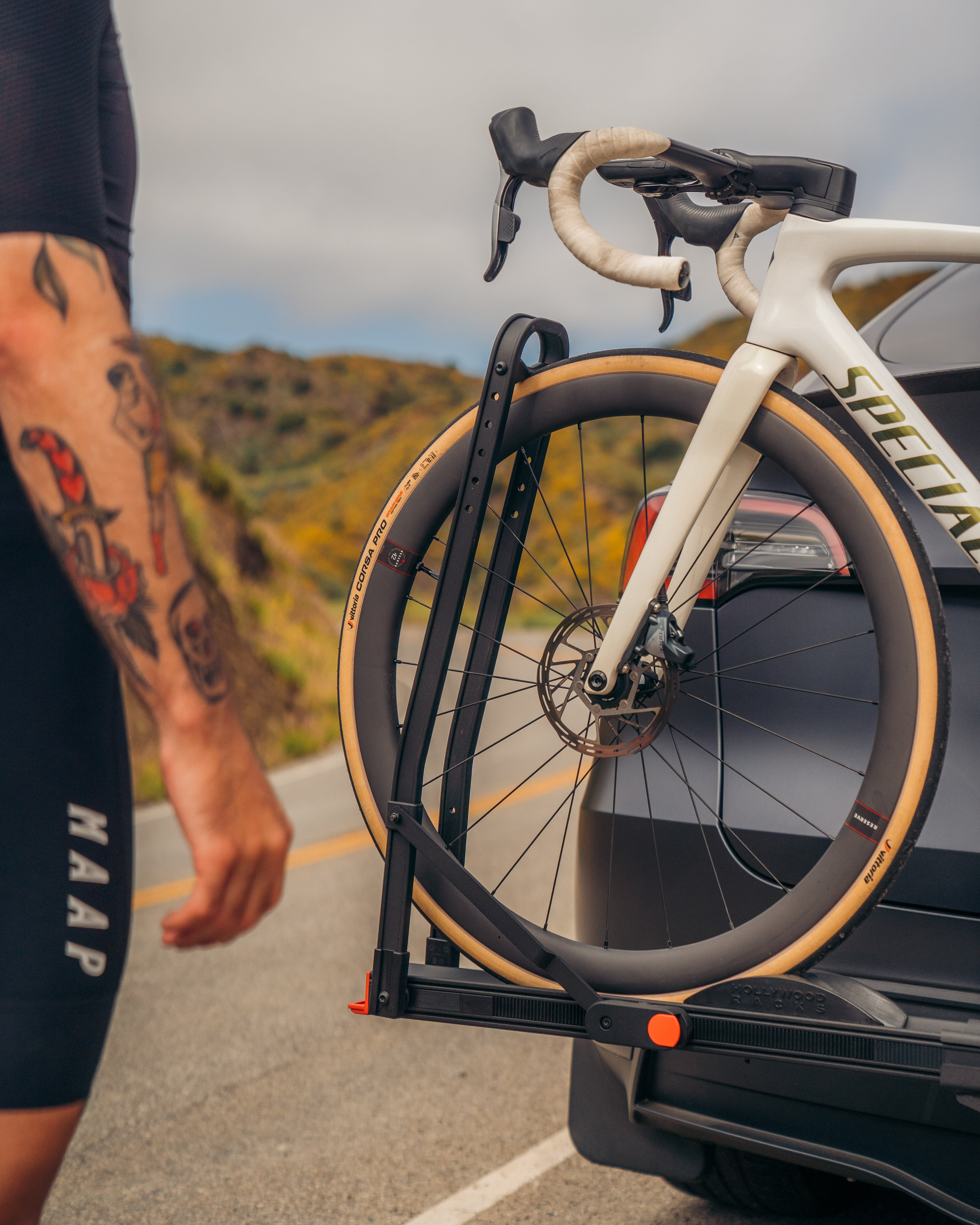 CrossTrack 2 Bike Hitch Rack – Hollywood Racks