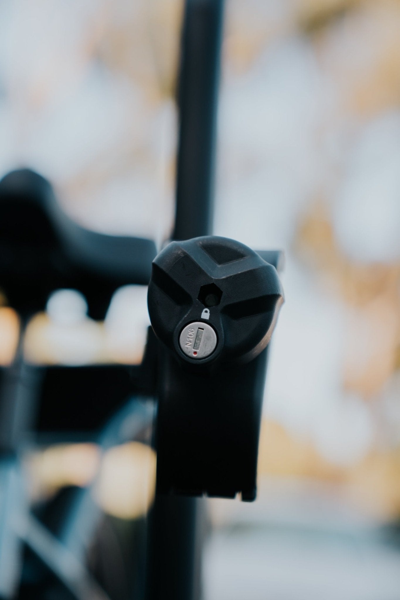 RV Rider + LED Light Bar Hollywood Racks