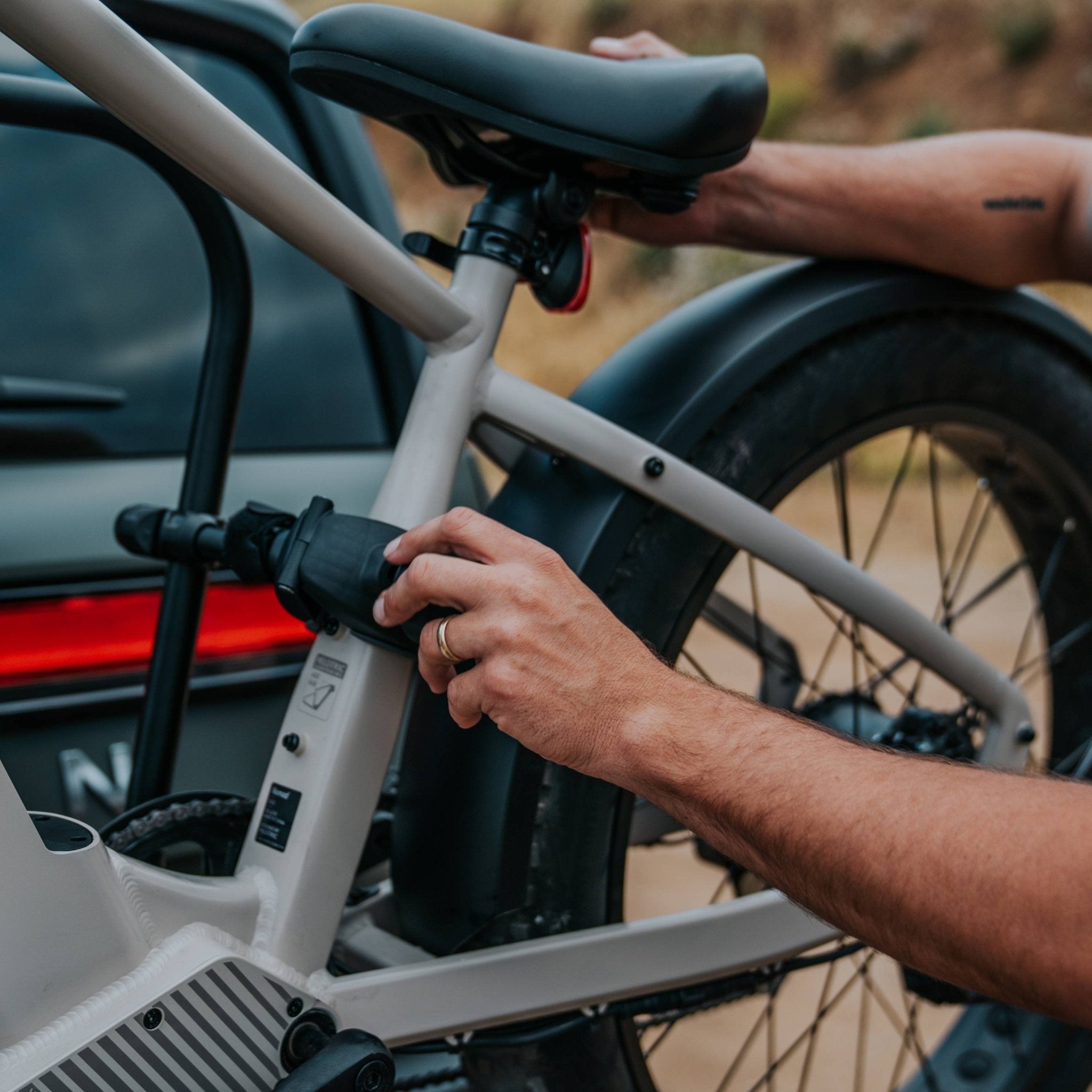 Hollywood Racks HR4500 Destination E Bike Rack for Electric Bikes